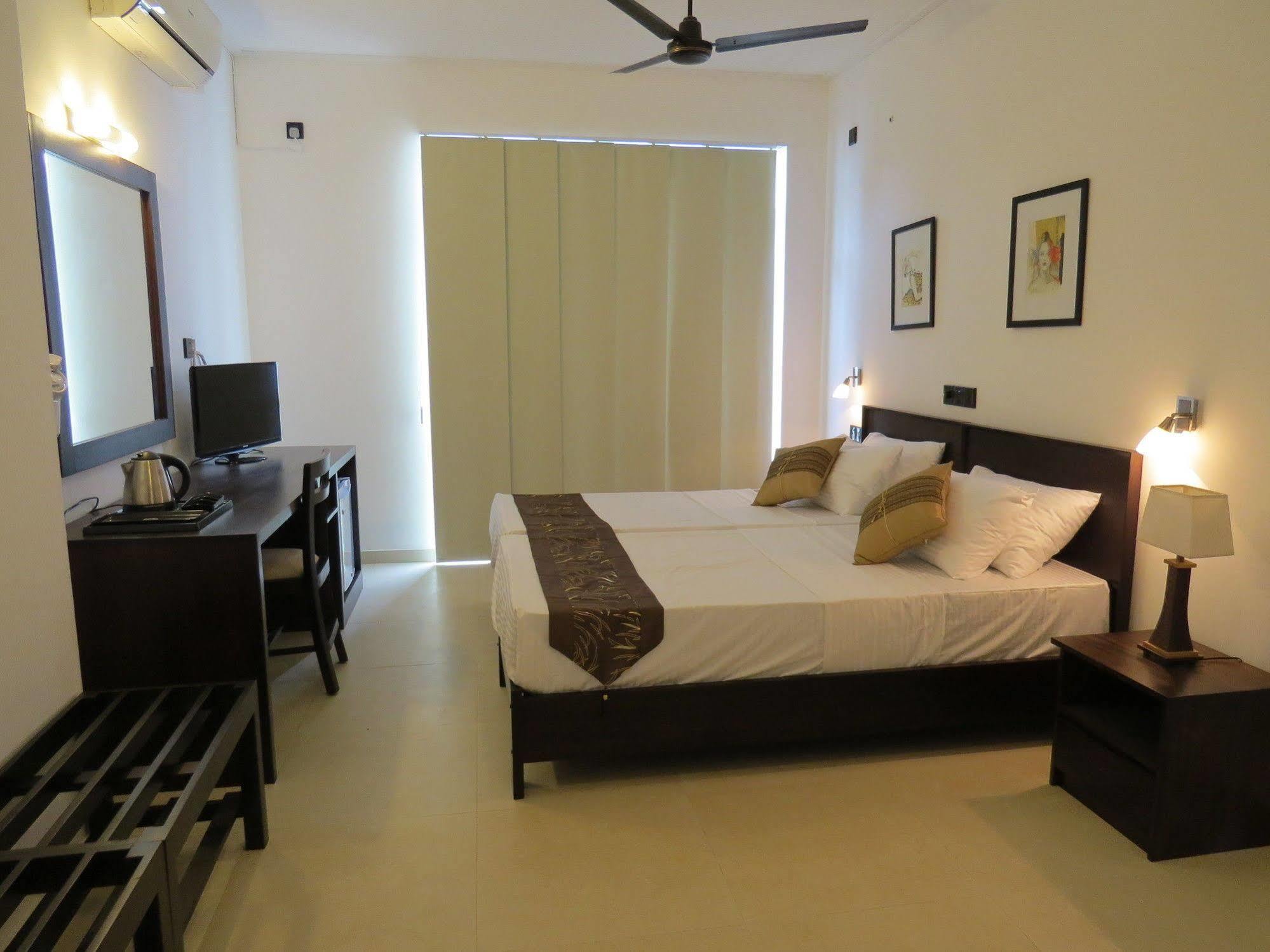 Bed and Breakfast Chapelton House Colombo Exterior foto