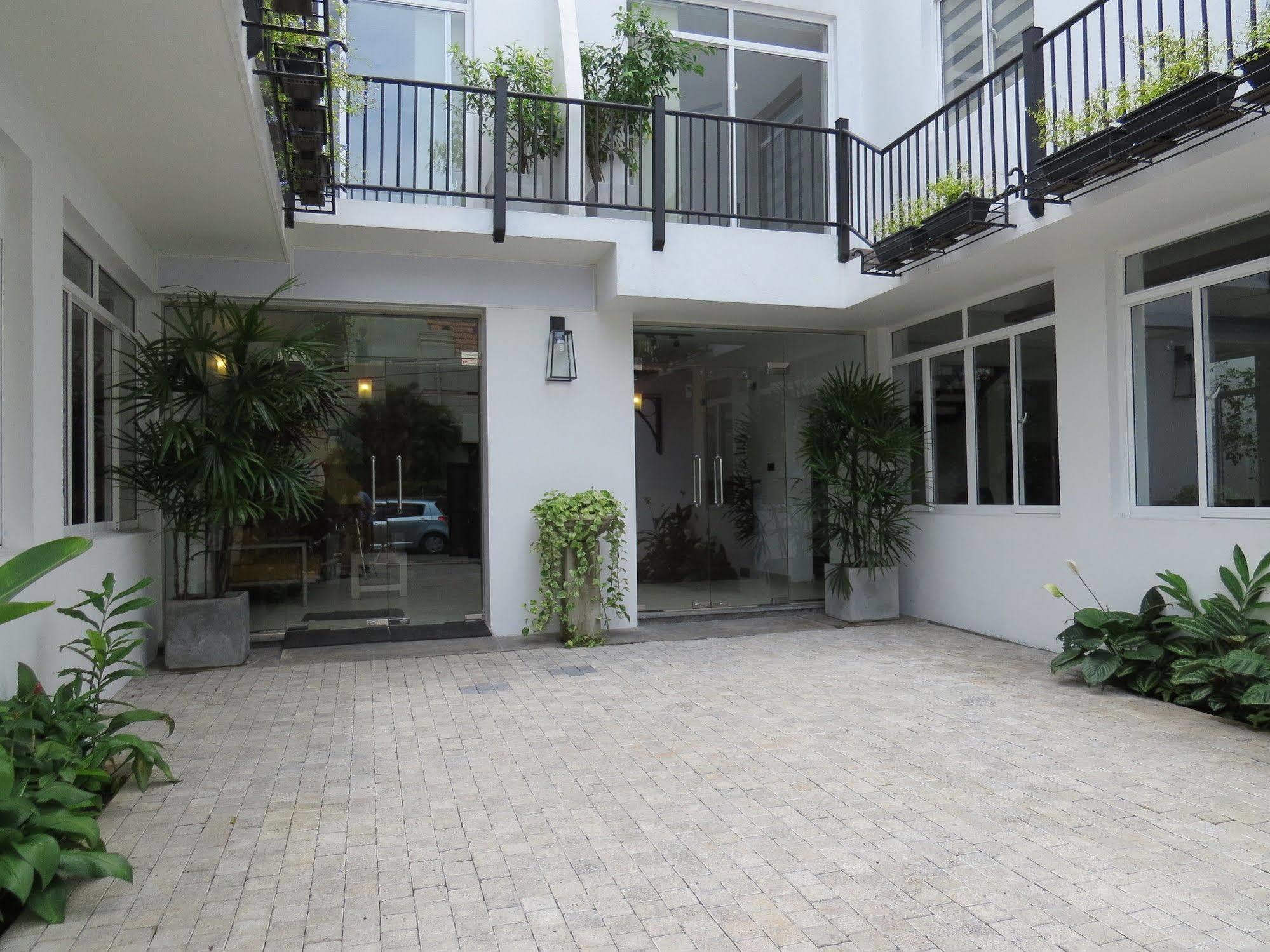Bed and Breakfast Chapelton House Colombo Exterior foto
